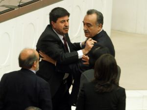 Tbmm Genel Kurulunda Tartışma