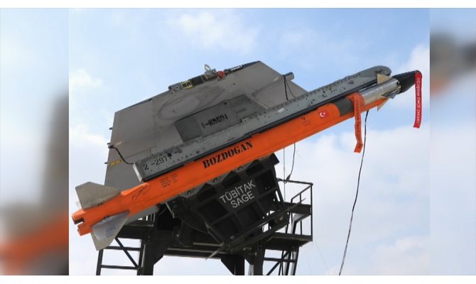 Bozdoğan Füzesi'nden tam isabet