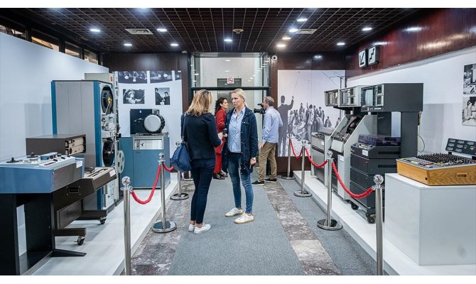 Karadağ'daki radyo ve televizyon müzesi geçmişe ışık tutuyor