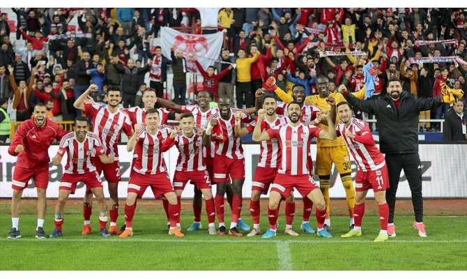 Sivasspor'un 'dipten zirveye' uzanan başarı öyküsü