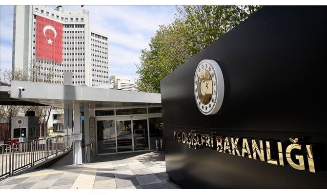 Dışişleri Bakanlığı Fransa'ya seyahat uyarısında bulundu