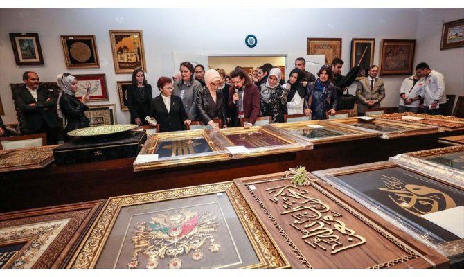 Emine Erdoğan 'Artsın Eksilmesin Dönüşüm Pazarı'nı ziyaret etti