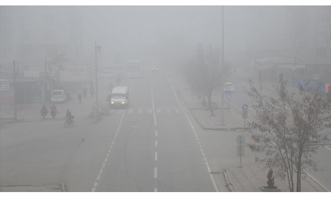 Erzurum ve Iğdır'da hava ulaşımına sis engeli