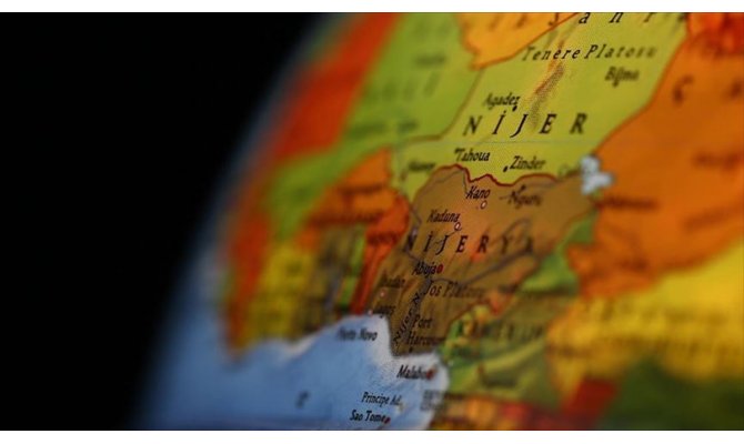 Nijerya tüm Afrikalılara kapıda vize verecek