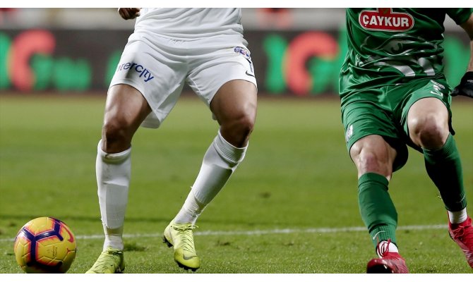 Kasımpaşa, Süper Lig'de yarın Çaykur Rizespor'a konuk olacak