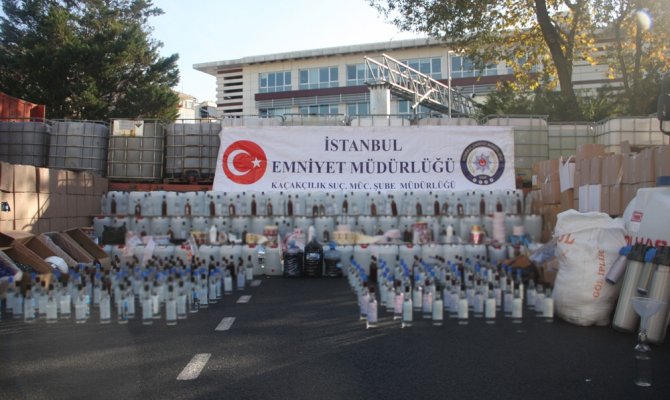 250 ton sahte ve kaçak içki Emniyetin bahçesinde sergilendi