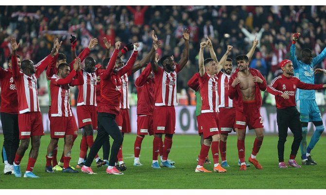 Sivasspor bütçe yönetiminde de zirvede