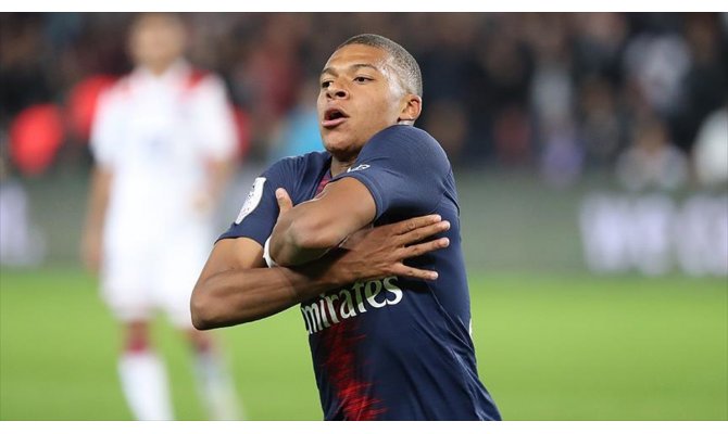 En değerli futbolcu 225 milyon avroyla PSG'nin yıldızı Mbappe