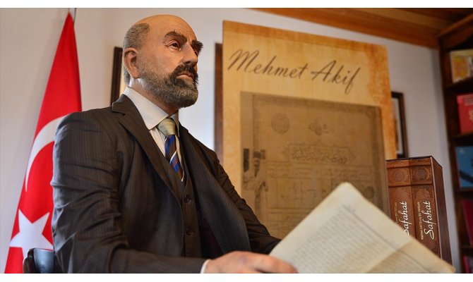 Akif'in anıları Çanakkale'de çocukluğunun geçtiği evde yaşatılıyor