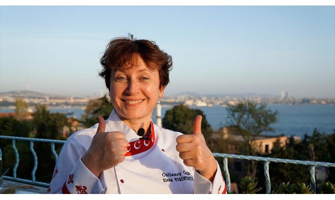 Rus şef Türk mutfağının lezzetlerini ve baharatlarını ülkesine tanıtıyor