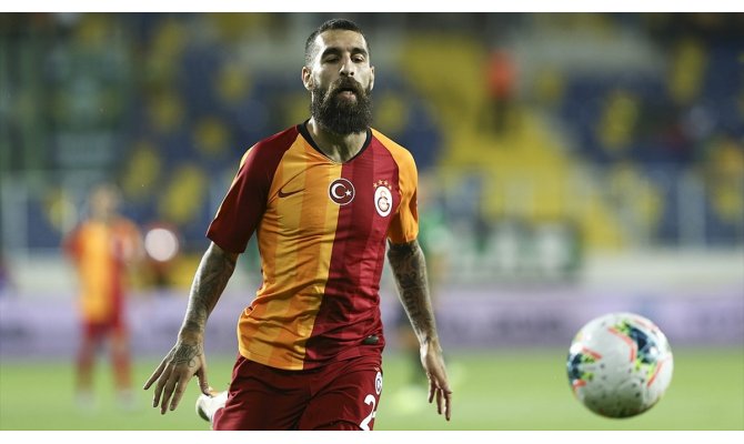 TFF Tahkim Kurulu Galatasaraylı Jimmy Durmaz'ın cezasını onadı