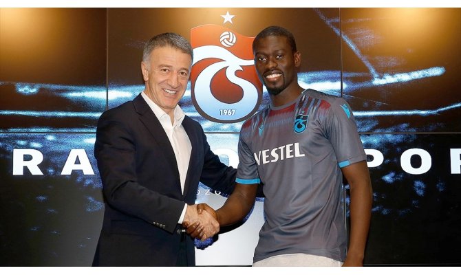 Trabzonspor Ndiaye ile sözleşme imzaladı