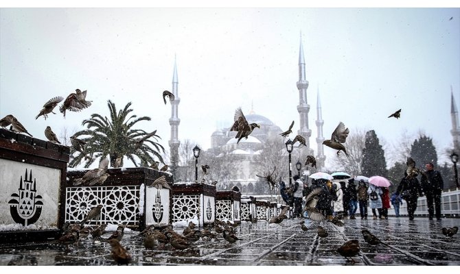 Akdeniz ve Marmara'da bazı iller için 'aşırı yağış' uyarısı