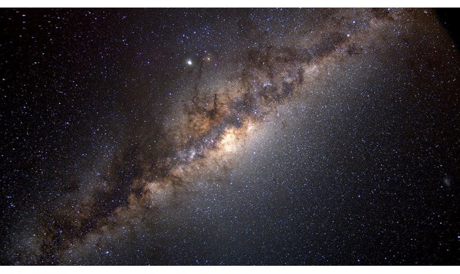 Samanyolu Galaksisi'nde dalga şeklinde devasa bir yapı keşfedildi