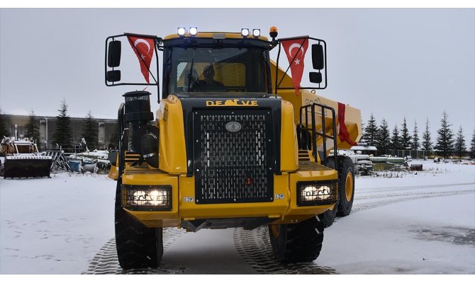 Kaya kamyonu 'Deve' seri üretime hazırlanıyor