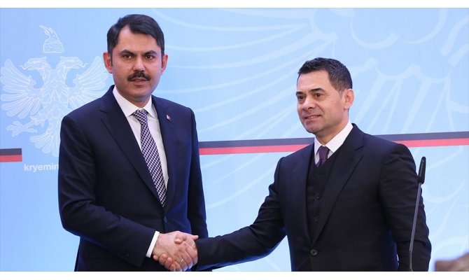 Çevre ve Şehircilik Bakanı Kurum: Arnavutluk'ta deprem konutlarının inşasına ocak sonu başlanacak