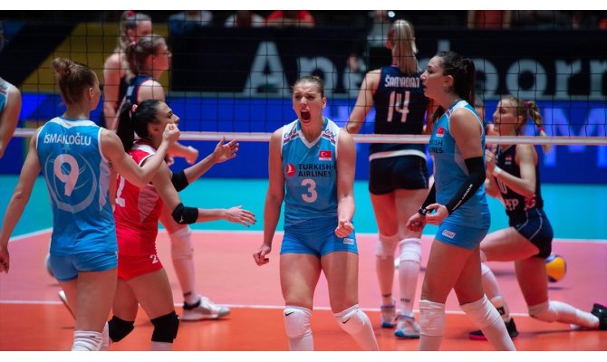 A Milli Kadın Voleybol Takımı olimpiyat elemelerinde yarı finale yükseldi