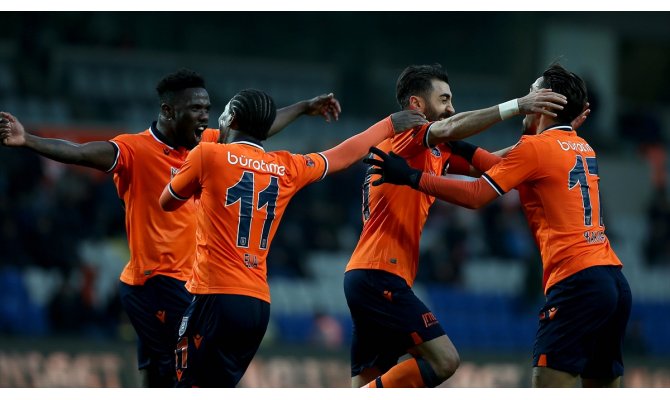 Medipol Başakşehir'de yenilmezlik serisi 16 maça çıktı