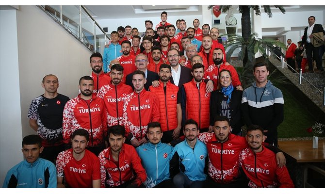 Bakan Kasapoğlu: Antalya spor kenti haline geldi