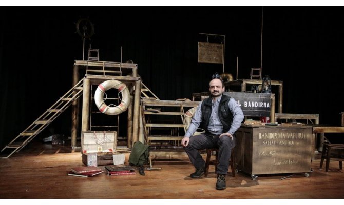 Anadolu'nun yetiştirdiği sanatçılardan Kortidis'in kaleminden farklı bir 'Bandırma Vapuru' hikayesi