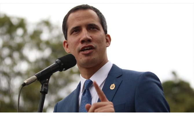 Juan Guaido, Venezuela'dan nasıl çıktığını söylemedi