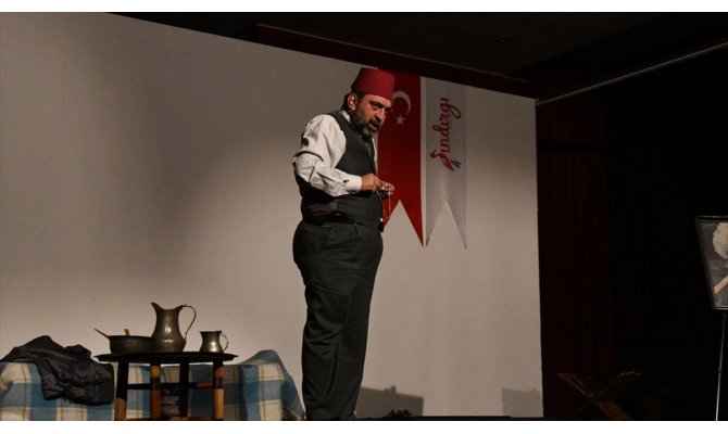 'Gitme Ey Yolcu' Balıkesir'de sahnelendi