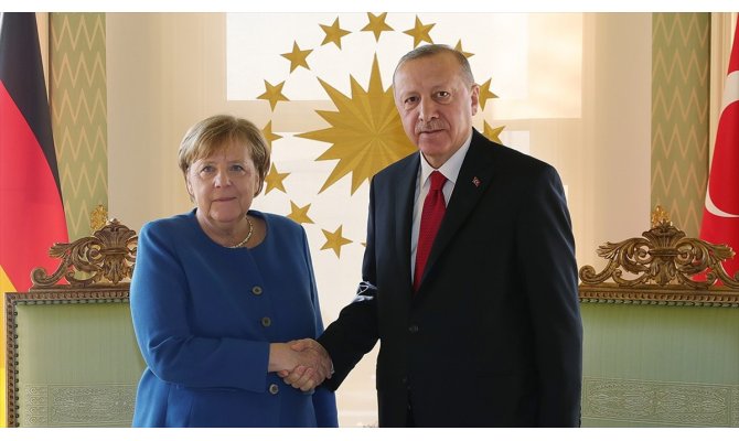 Erdoğan-Merkel görüşmesi başladı
