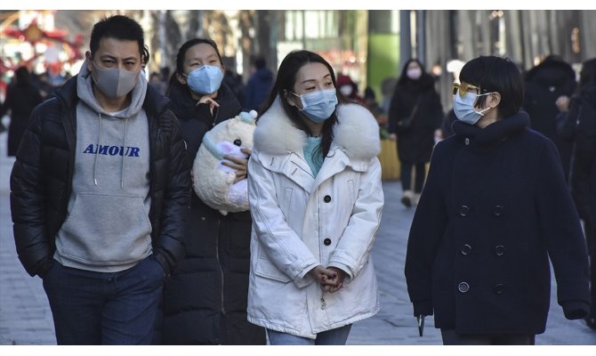 Çin'de salgın bölgesinden ayrılmak isteyen Türklerin büyükelçilikle iletişime geçmeleri istendi