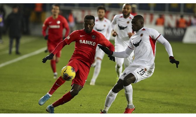 Gaziantep FK, Gençlerbirliği maçında 'kural hatası' yapıldığı gerekçesiyle TFF'ye başvuracak