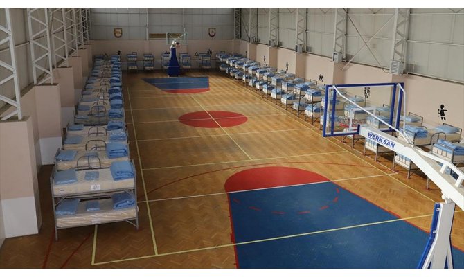 MSB: Elazığ'daki komutanlığımıza bağlı uygun binalarda 150 depremzede ağırlanacak