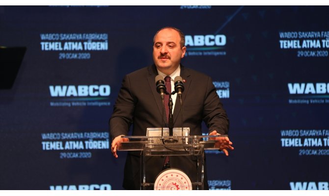 Bakan Varank: Depremden zarar gören işletmelerimize 100 bin liraya kadar faizsiz kredi vereceğiz