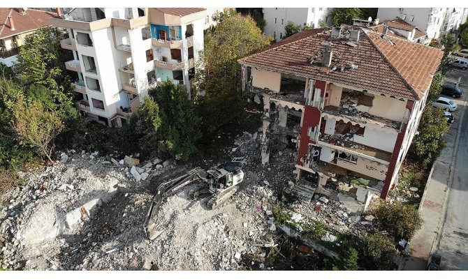 Türkiye'de 2012'den bu yana saptanan 197 bin 20 riskli yapıdan 165 bin 556'sı yıkıldı