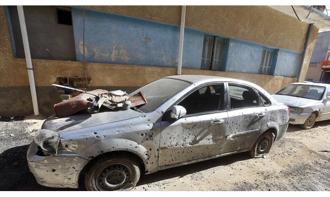 Hafter'in, Trablus'ta okul yakınına düzenlediği saldırıda ölü sayısı 4'e yükseldi