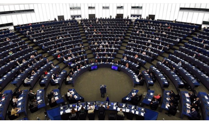 Avrupa Parlamentosu Brexit Anlaşması'nı onayladı