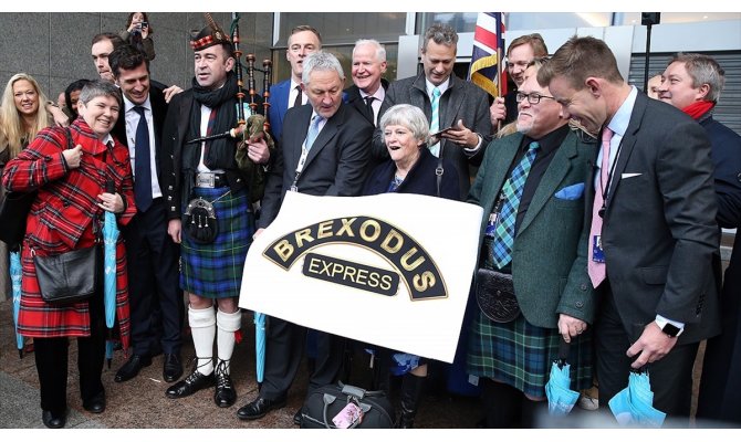 İngiliz milletvekilleri AP'den ayrılıyor