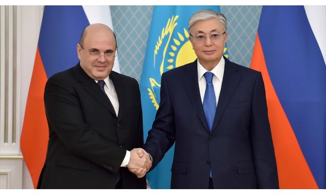 Kazakistan Cumhurbaşkanı Tokayev, Rusya Başbakanı Mişustin ile görüştü