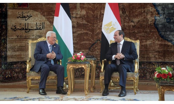 Sisi ve Abbas Filistin meselesini görüştü