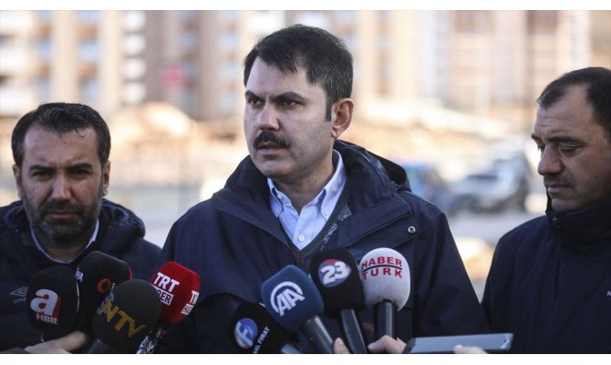 Bakan Kurum: Elazığ merkezli depremde acil yıkılacak ağır hasarlı bina sayısı 3 bin 200