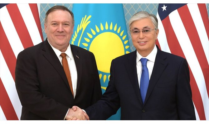 Kazakistan Cumhurbaşkanı Tokayev, ABD Dışişleri Bakanı Pompeo'yu kabul etti