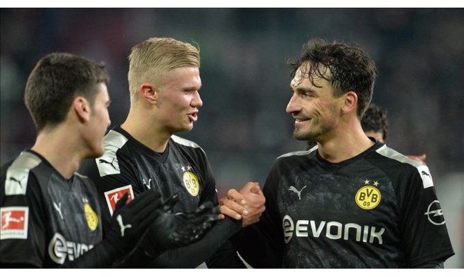 Haaland'dan Avrupa'nın yıldız futbolcularını kıskandıran performans