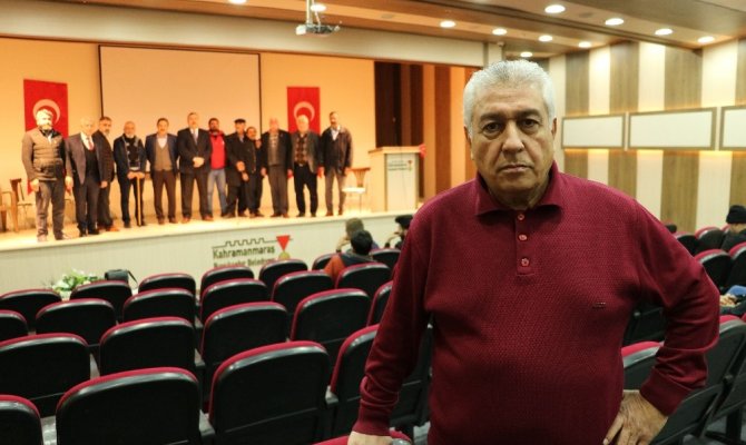 Kurtuluş destanı tiyatroya uyarlandı