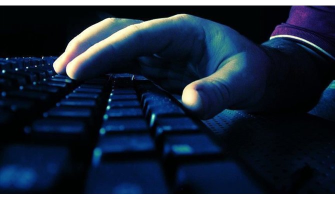 Çalıntı kullanıcı bilgileri 'hacker'ların elinde paraya dönüşüyor