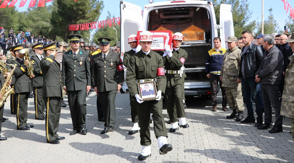 Kahramanmaraş İdlib şehidini dualarla son yolculuğuna uğurladı