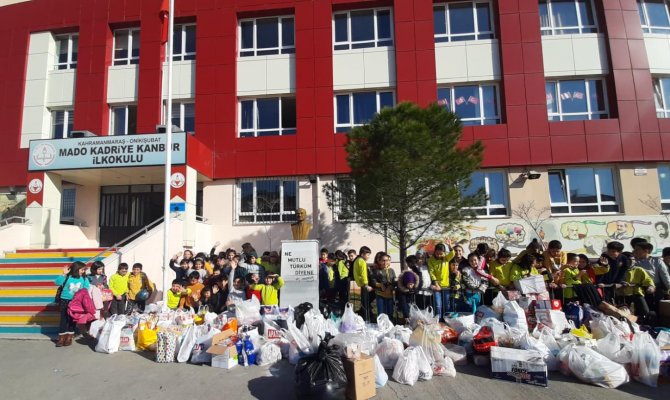 Öğrencilerden İdlib’e Anlamlı Destek