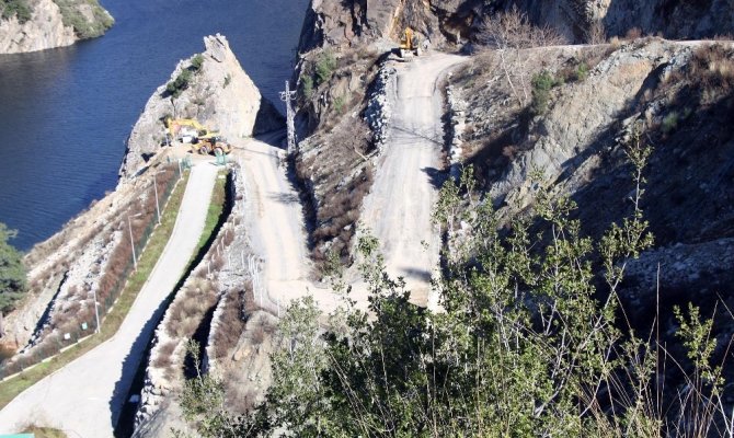 Kahramanmaraş’ta heyelan temizliği