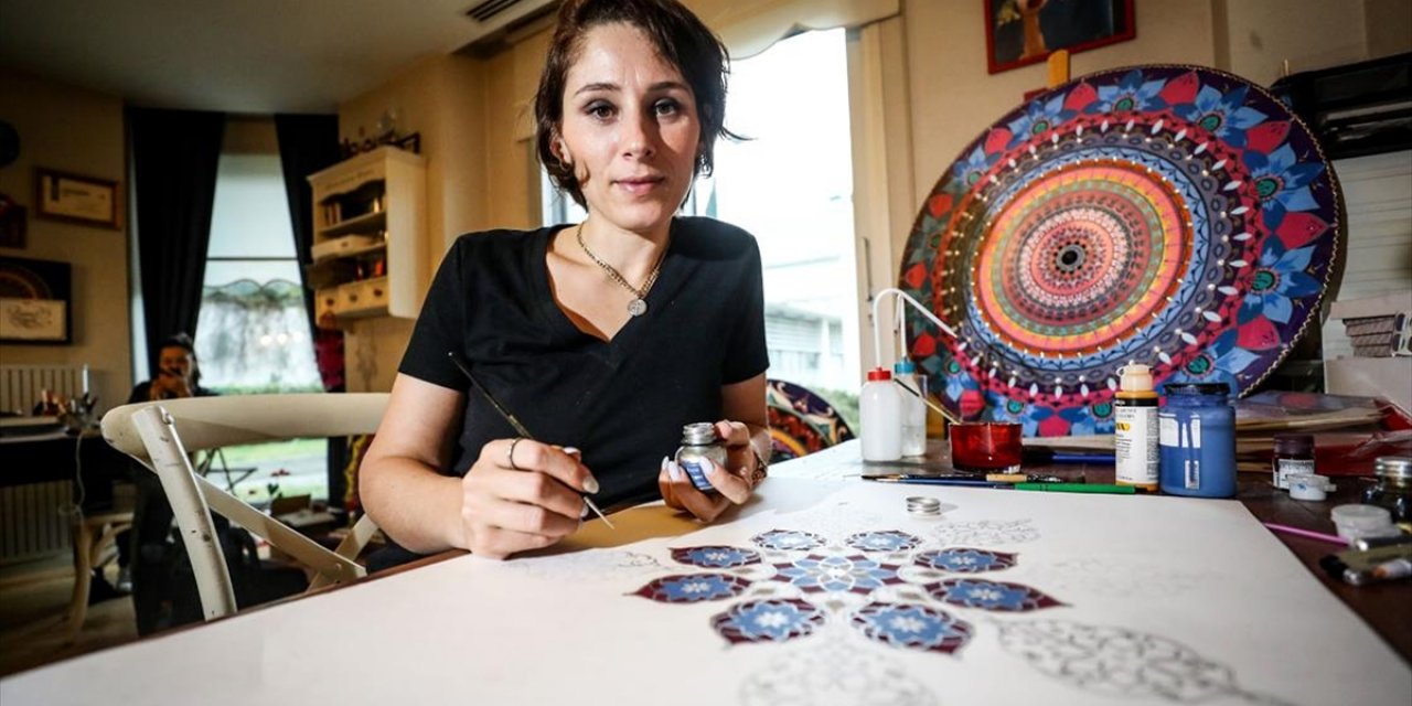 Sabrın sanatı 'tezhip mandala'yı Türkiye'ye tanıtıyor