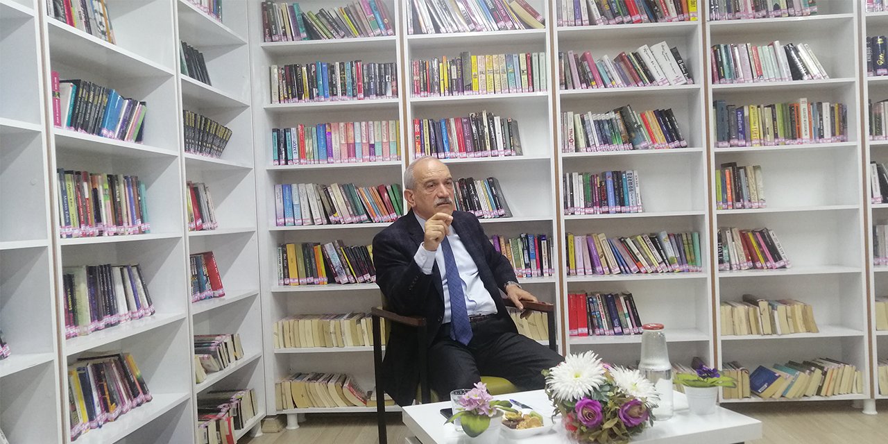 Serdar Erdoğanyılmaz: “İnsanlar şiir tadında konuşmalıdır”