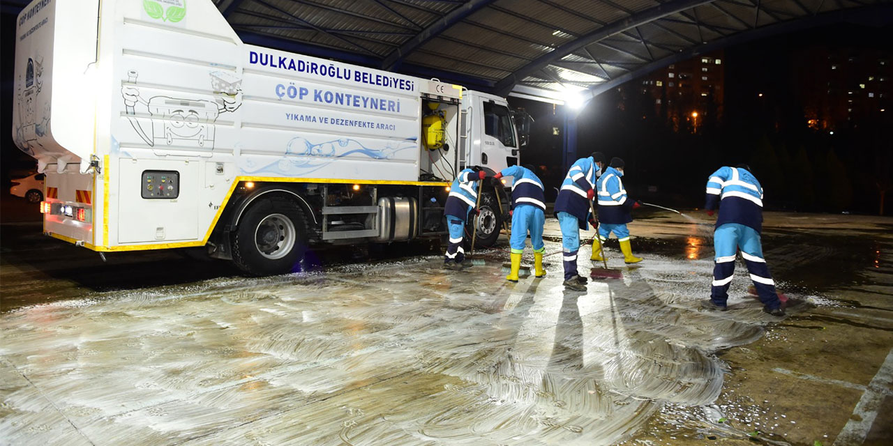 Dulkadiroğlu Belediyesi pazar yerlerini dezenfekte etti
