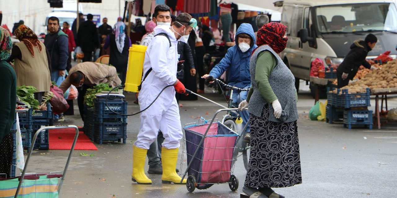 Kahramanmaraş'ta belediyenin sıra dışı virüs önlemi dikkat çekti