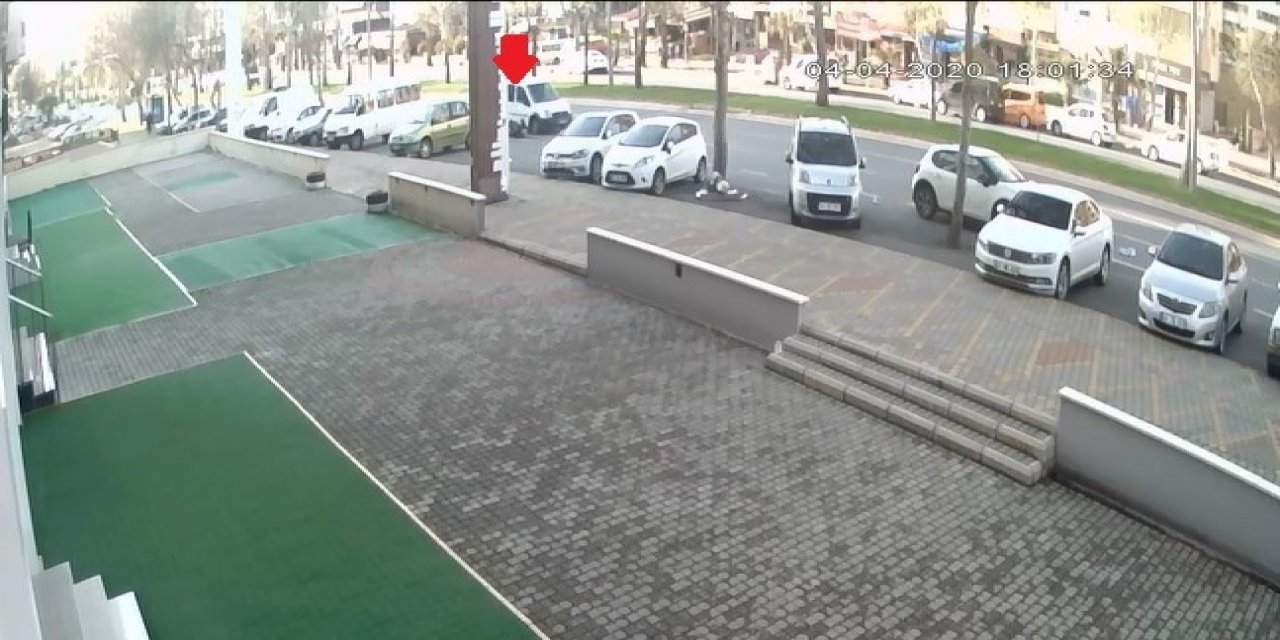 Polis memurunun öldüğü kaza kamerada